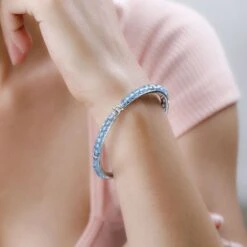 Himmelblauer Topas Armreif, Ca. 19 Cm Reines Messing Platiniert Ca. 20.25 Ct -Mode Zubehör Geschäft 7437043 2